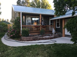 805 Scenic Dr, Columbia Falls, MT 59912