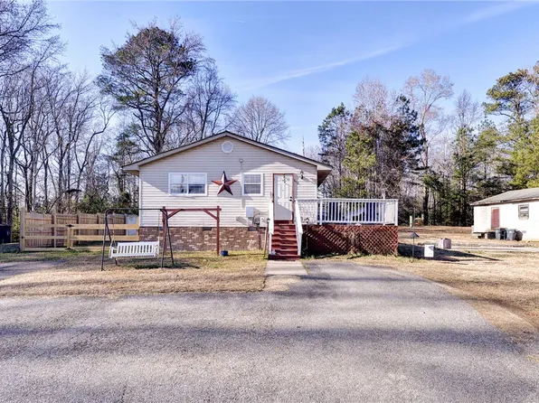 8781 Croaker Rd, Williamsburg, VA 23188