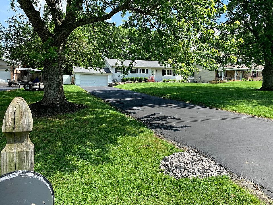 1st image of 7112 Fox Plum Dr