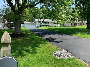 7112 Fox Plum Dr, West Chester, OH 45069