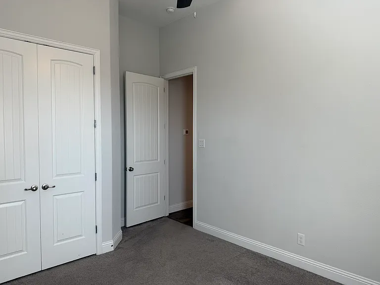 482 Prairie View Dr — Photo 13
