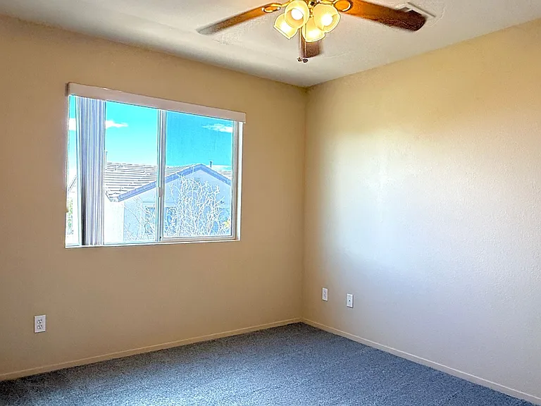 1013 Shades End Ave — Photo 36