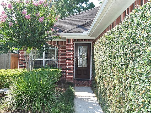3rd image of 18727 Walden Glen Cir