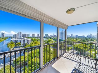 3375 N Country Club Dr APT 102, Aventura, FL 33180
