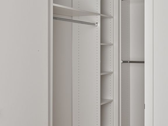 4th image of 346 Kent Ave #908