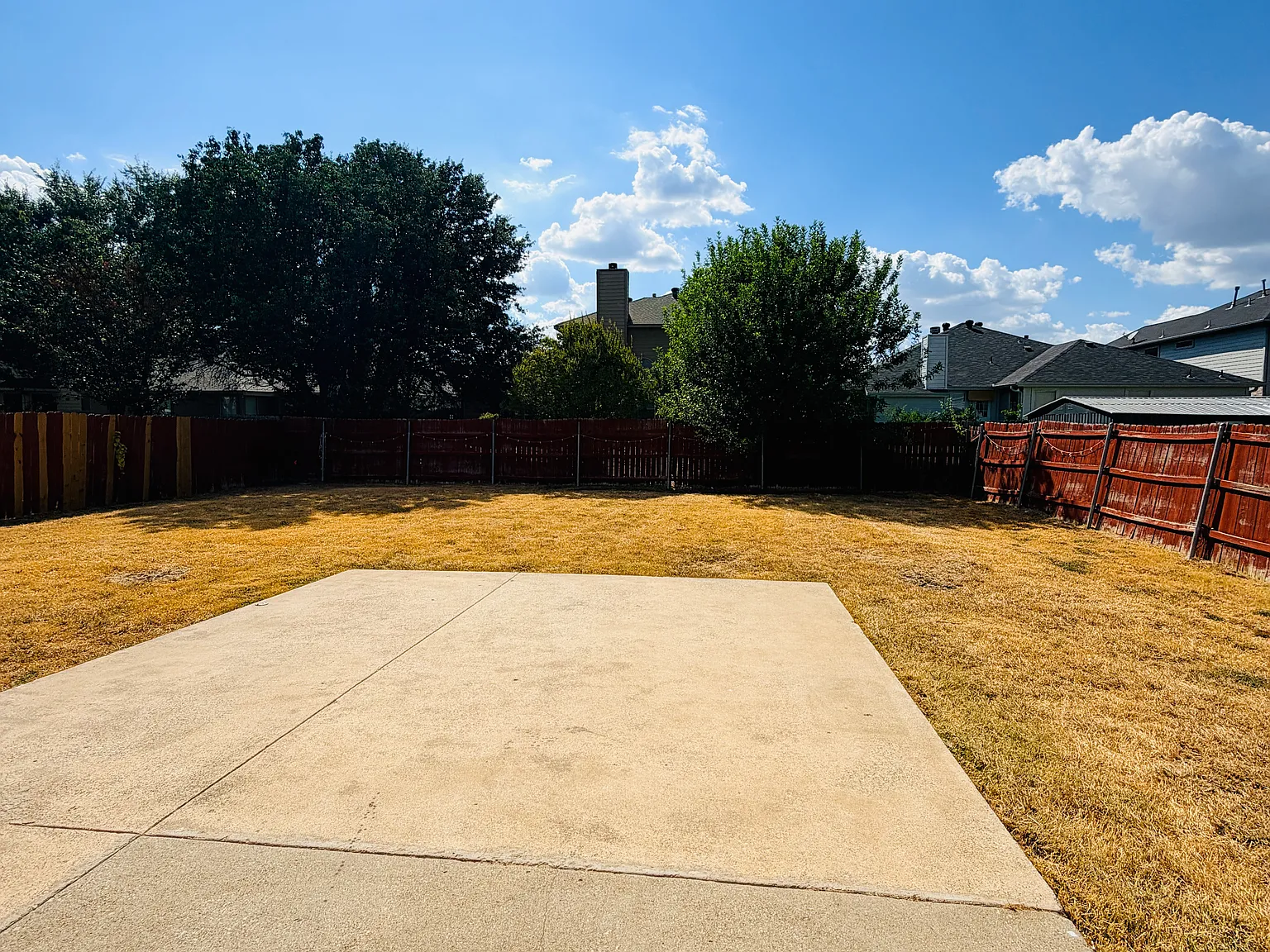 4 bed, 2728 sqft, $2,690 — Photo 3