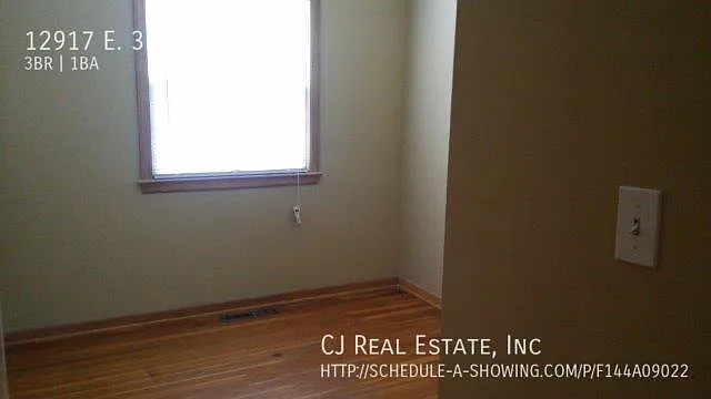 3 bed, $1,450 — Photo 4