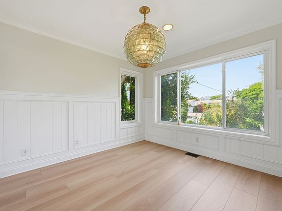 5th image of 315 1/2 Goldenrod Ave