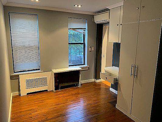3rd image of 113 Mulberry St #1A