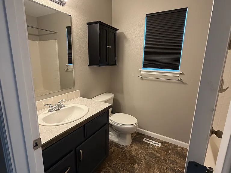 16566 N Liverpool Ln — Photo 14