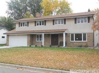 1990 Ripley Ave E, Maplewood, MN 55109