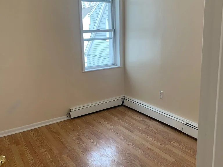 381 Lanza Ave #2F-4 — Photo 9