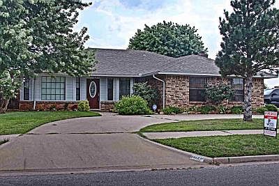 1st image of 6822 NW Willow Creek Dr