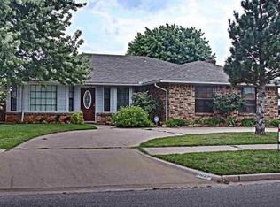6822 NW Willow Creek Dr, Lawton, OK 73505