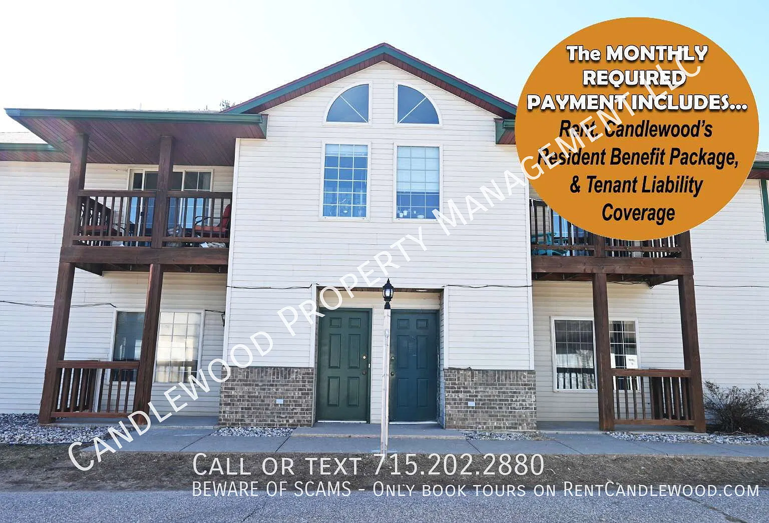 Pet Friendly Upper 2bed/2bath Apartment Available November 1st! — Photo 1