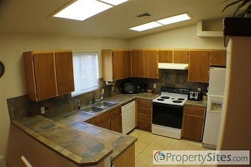 2nd image of 3880 McCulloch Ln