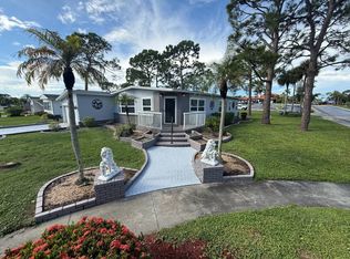 102 Las Palmas Blvd, North Fort Myers, FL 33903