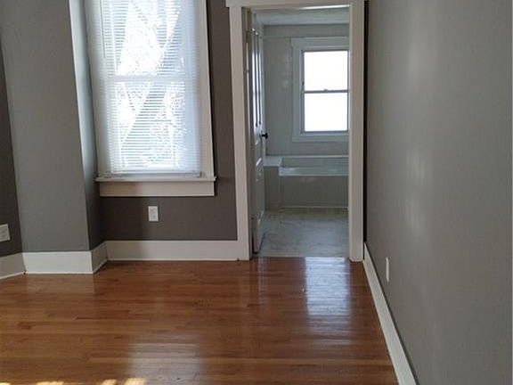 5th image of 121 S 5th St #1-2