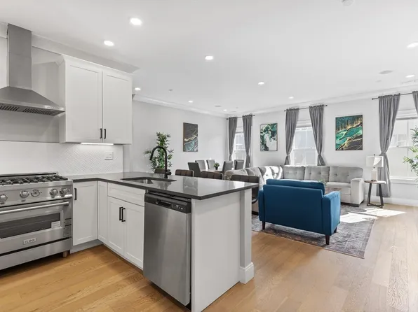 225 Havre St #4, Boston, MA 02128