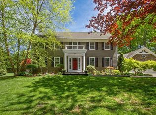 1 Harmony Ln, Hartsdale, NY 10530