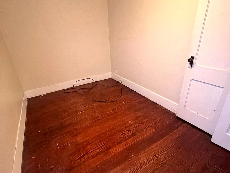 1007 Mahlon St — Photo 8