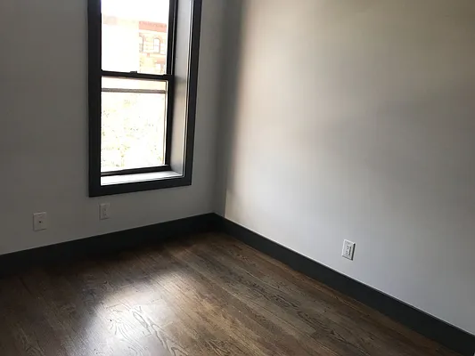 Rented by Premier Metro Realty Corp | media 22