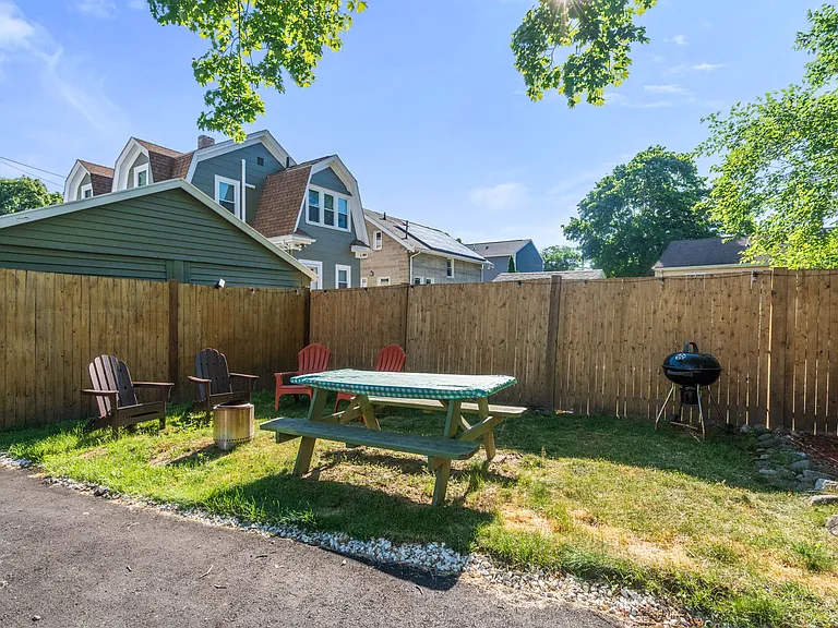 39 Forest St #39A — Photo 20