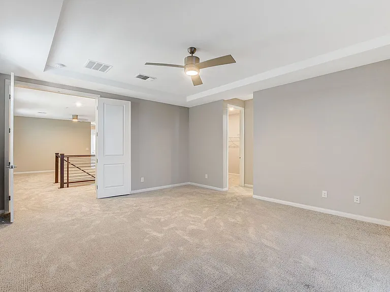 4124 Elegant Chateau St — Photo 32