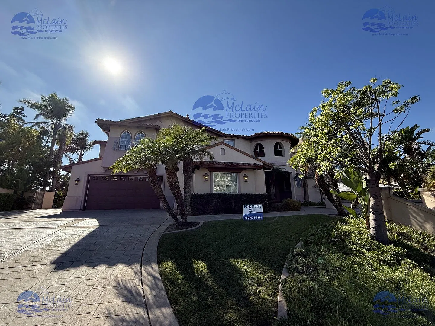 Large Home with Stunning Ocean and Lagoon Views! — Photo 1