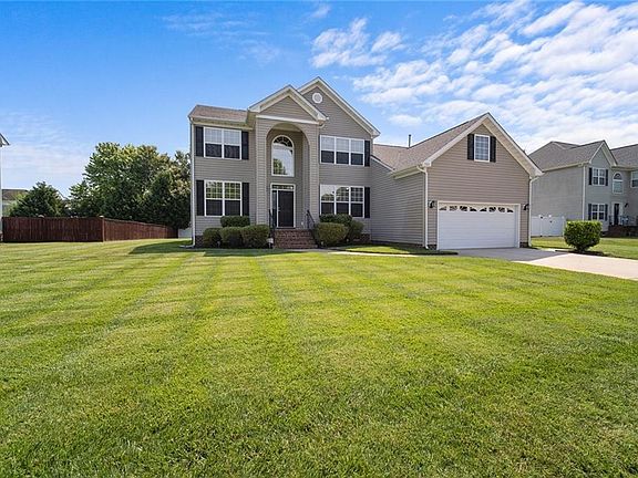2nd image of 503 Fair Oak Dr