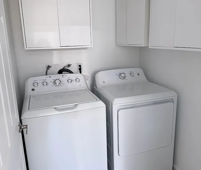 9250 Sunland Blvd #12 — Photo 10