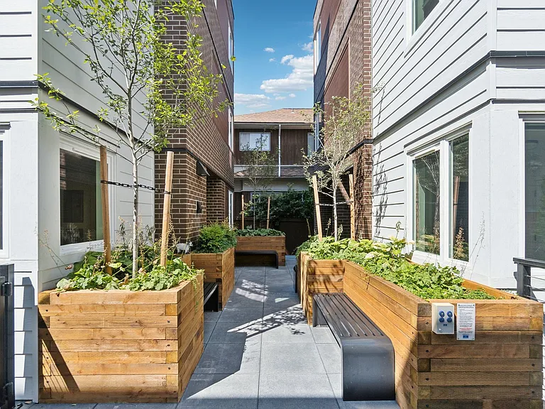 Modern Studio Living Just Steps from UW The Row Apartments — Photo 10