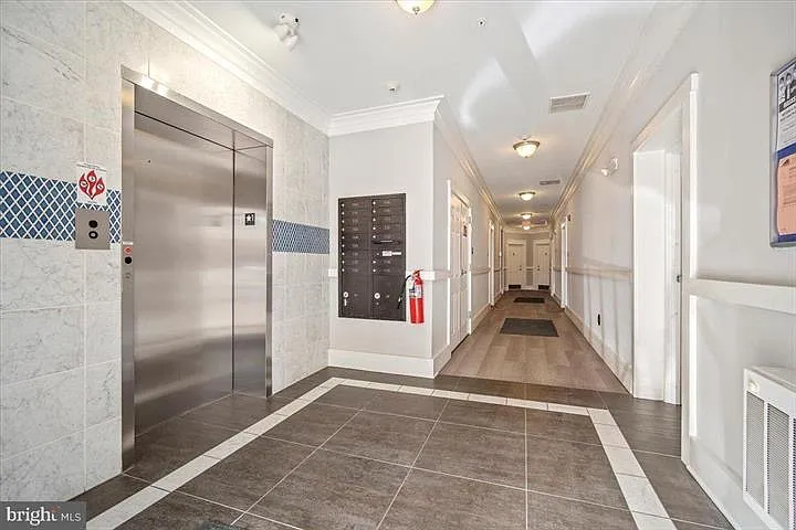 2 bed, 1277 sqft, $2,500 — Photo 2