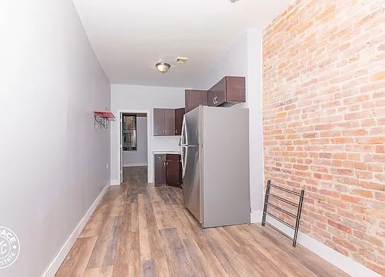 5th image of 477 Chauncey St #2M