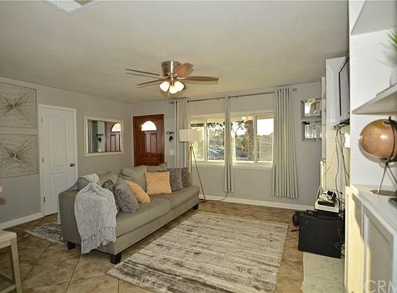 4th image of 15811 Barranca Way