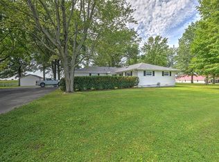 2145 W Ridlen Rd, Macon, IL 62544