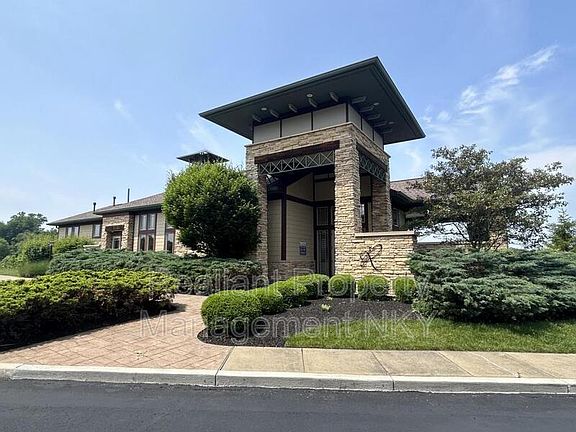 3rd image of 1885 Riverpointe Ct