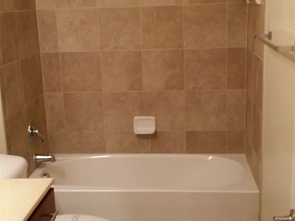 5th image of 2241 Shimmery Ln