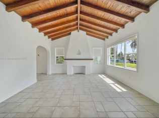 8935 Carlyle Ave, Surfside, FL 33154