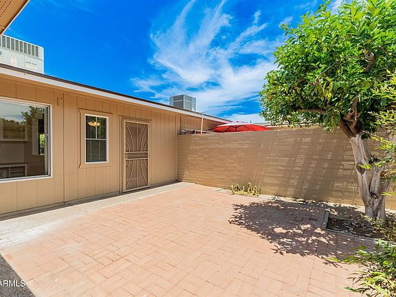 5th image of 10525 W Granada Dr