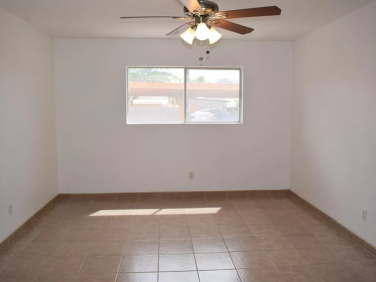 1130 E Butler Dr #B2 — Photo 5