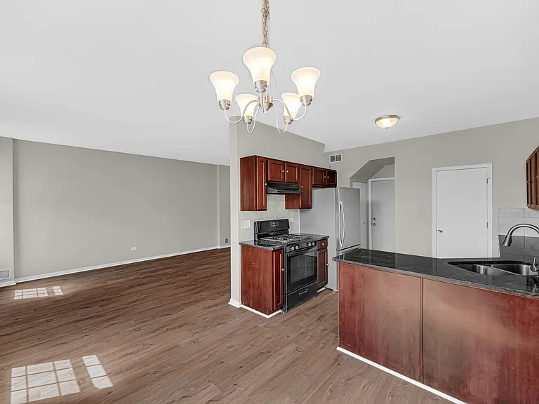 5005 Corning Ct — Photo 8