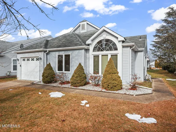 14 Stewart Court, Jackson, NJ 08527