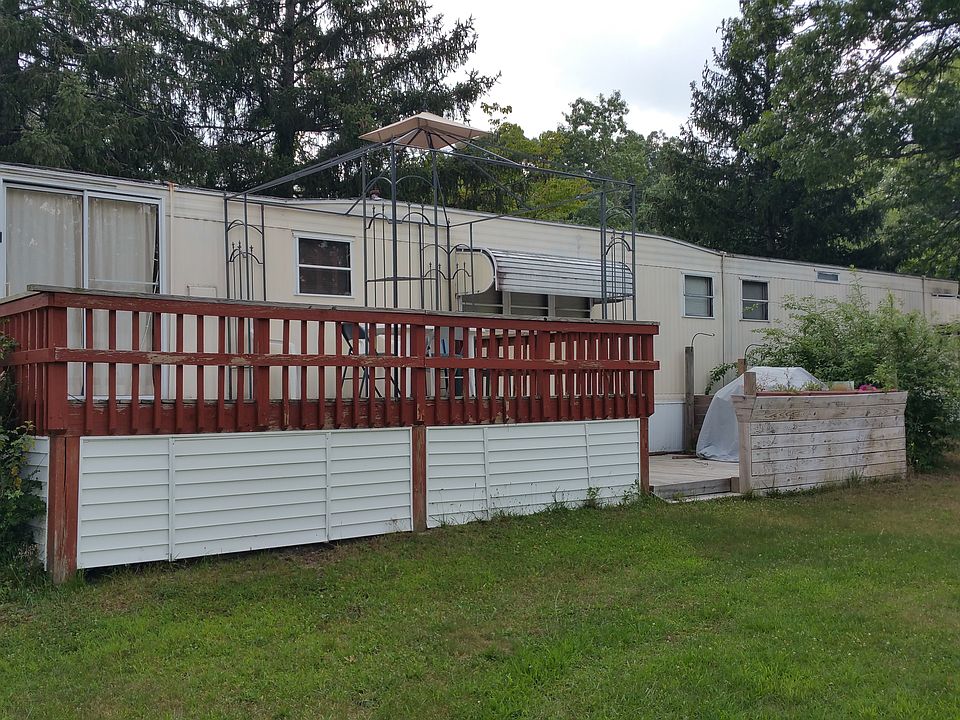 2nd image of 117 Cedar Ln