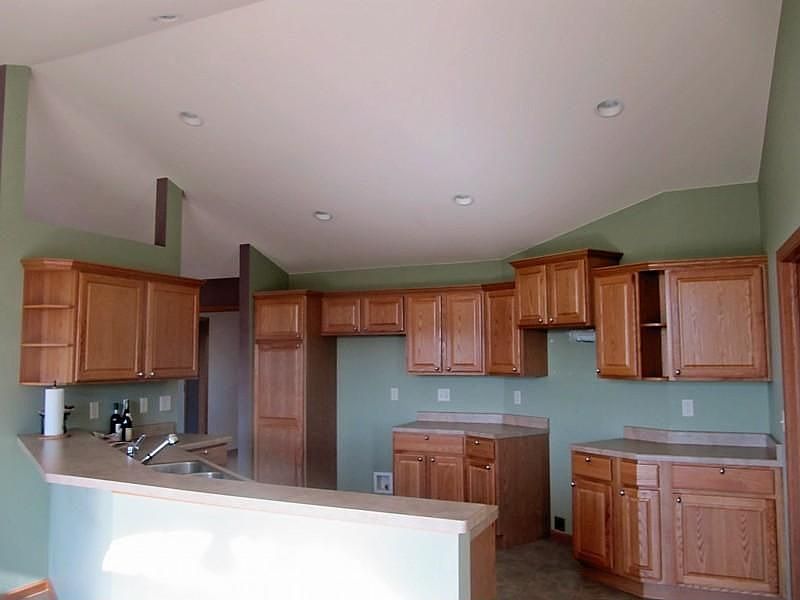2nd image of 728 S 1st St