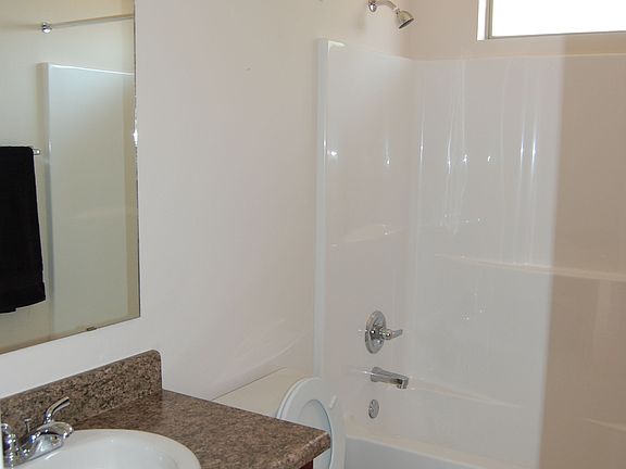 2nd Bathroom