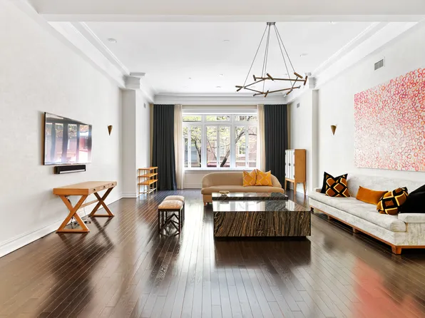 18 East 62nd Street image 1 of 21