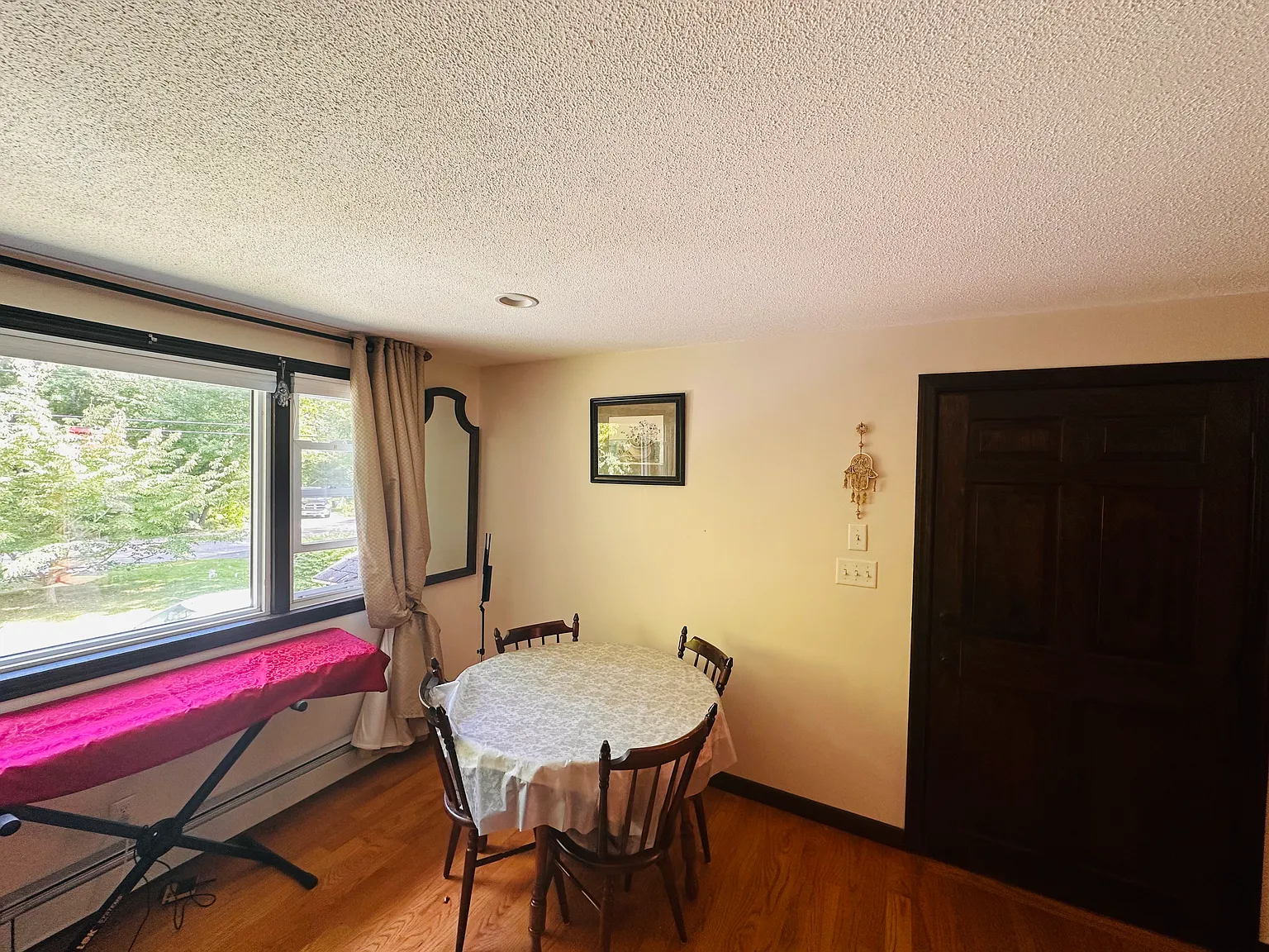 51 Willow St — Photo 4