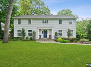 301 W End Ave, Ridgewood, NJ 07450