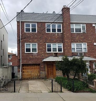 1st image of 1950 77th St